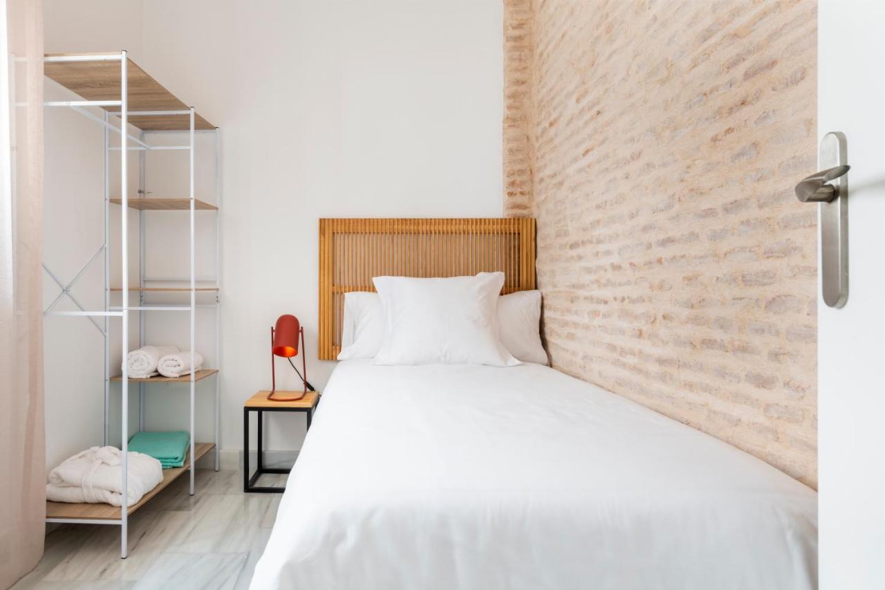 Magno Apartments San Gil - Shared Jacuzzi Siviglia Esterno foto