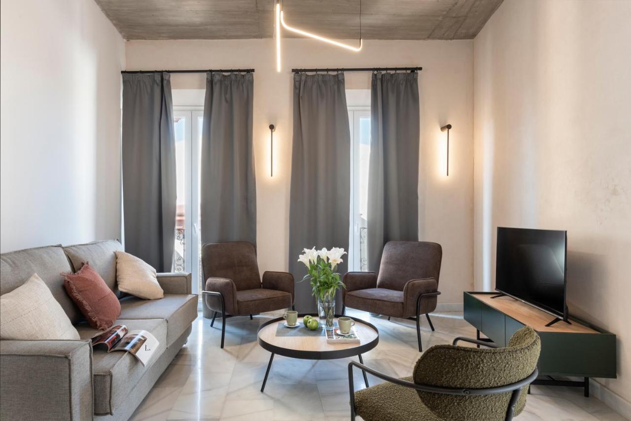 Magno Apartments San Gil - Shared Jacuzzi Siviglia Esterno foto