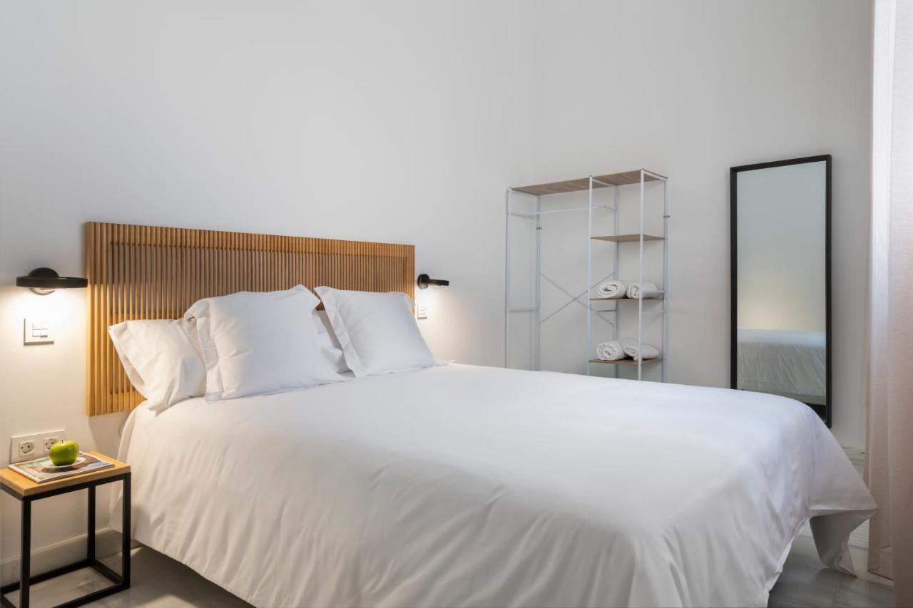 Magno Apartments San Gil - Shared Jacuzzi Siviglia Esterno foto