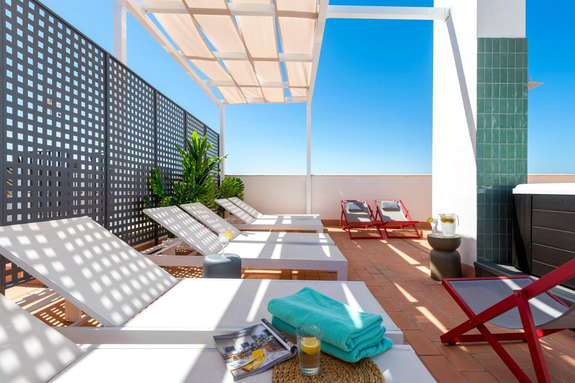 Magno Apartments San Gil - Shared Jacuzzi Siviglia Esterno foto