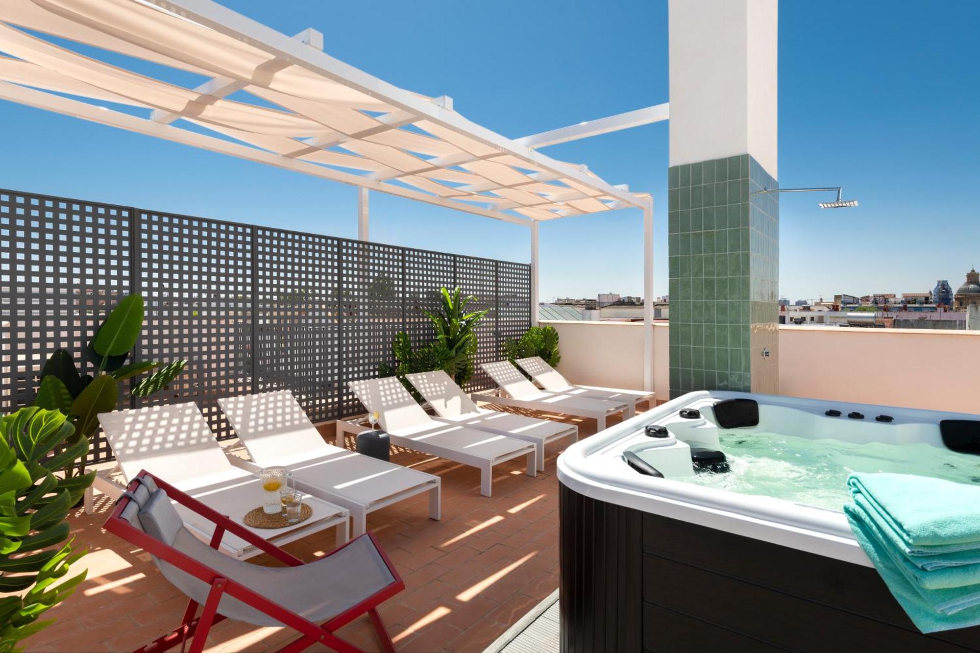 Magno Apartments San Gil - Shared Jacuzzi Siviglia Esterno foto